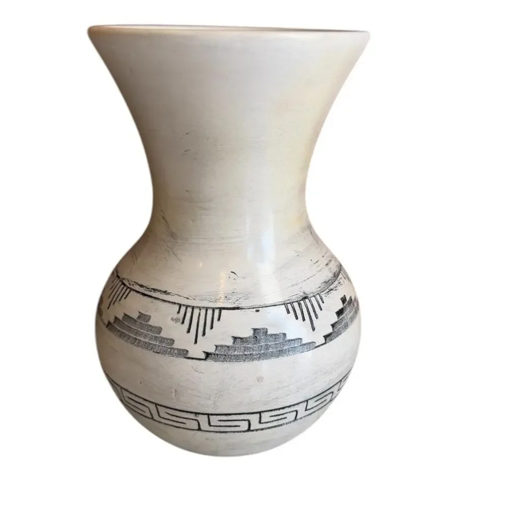 Agnes Wood Small Southwestern Navajo Pottery Vase Cream Black